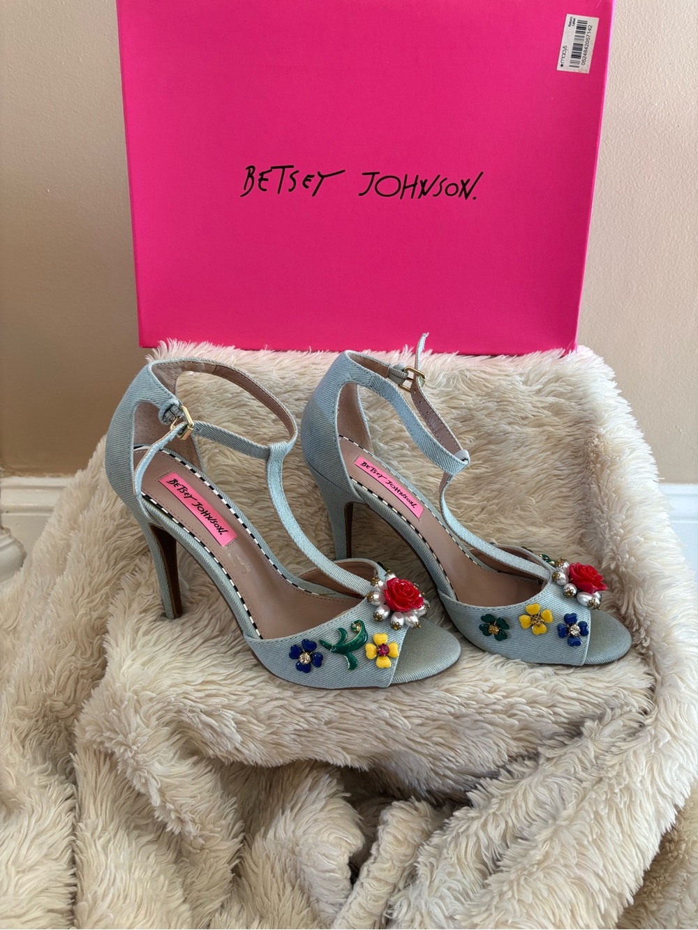 Betsey Johnson Light Blue Floral Applique T-Strap Heels